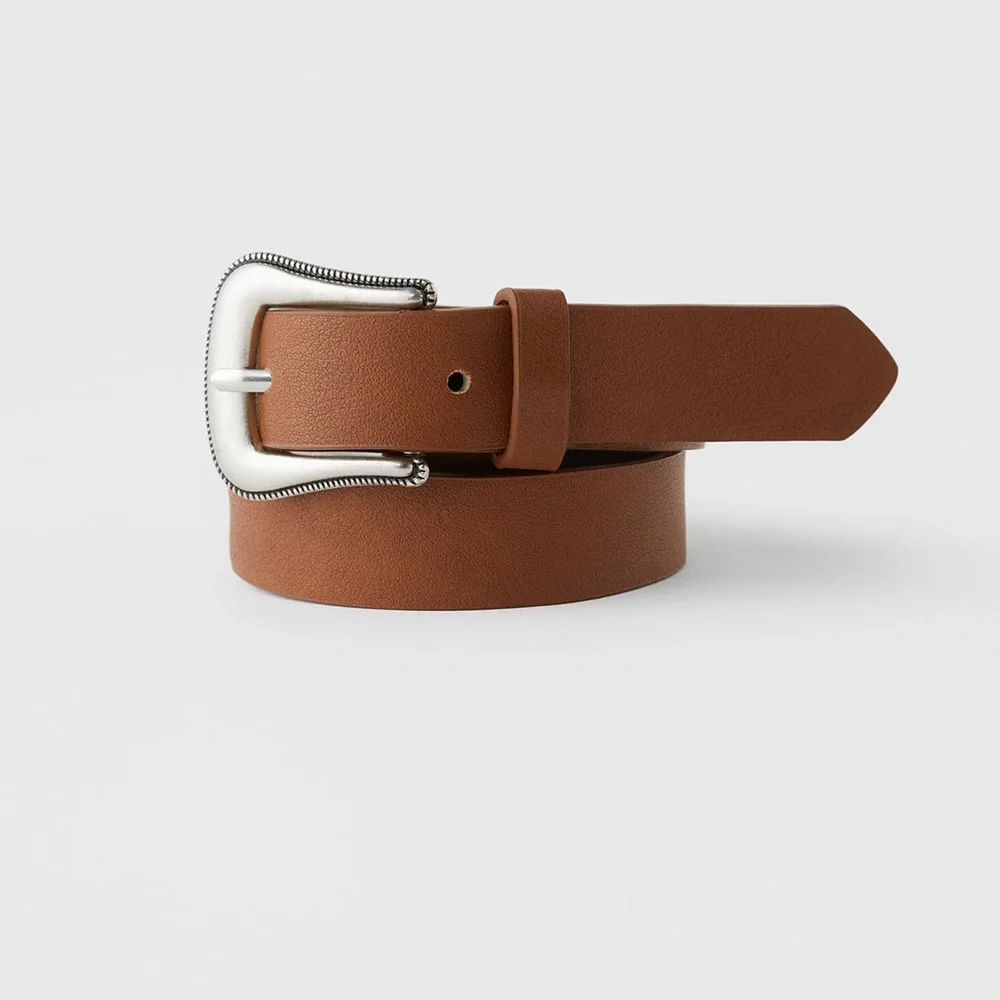 NWT. Zara Kids Light Brown Faux Leather Belt with Buckle Appliqué Size 3-6 years